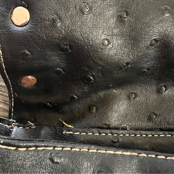 GUESS Y2K Ostrich-Embossed Leather Bag Metal Embellishments Vintage - Picture 7 of 13